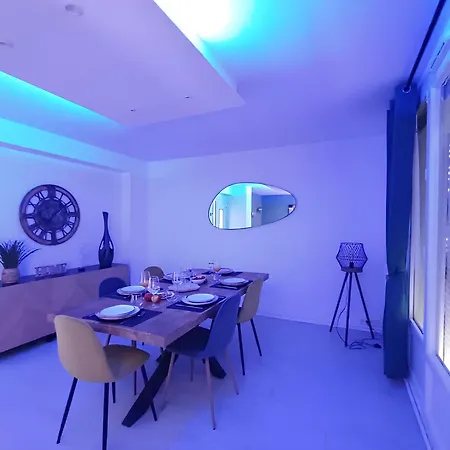 Proche Chu - 4 Couchages - Parking Gratuit - Local Vélo Amiens