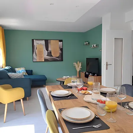 Proche Chu - 4 Couchages - Parking Gratuit - Local Vélo Apartamento