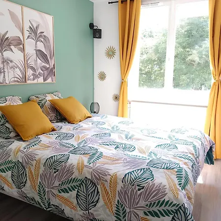 Proche Chu - 4 Couchages - Parking Gratuit - Local Vélo *