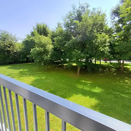 Proche Chu - 4 Couchages - Parking Gratuit - Local Vélo Apartamento